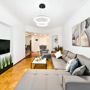 https://porto-sea-view-apartments-pl-ippodromiou-21.hotelschalkidiki.net