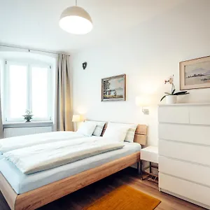 https://ferienwohnung-stadtplatz-25.com-bavaria.com